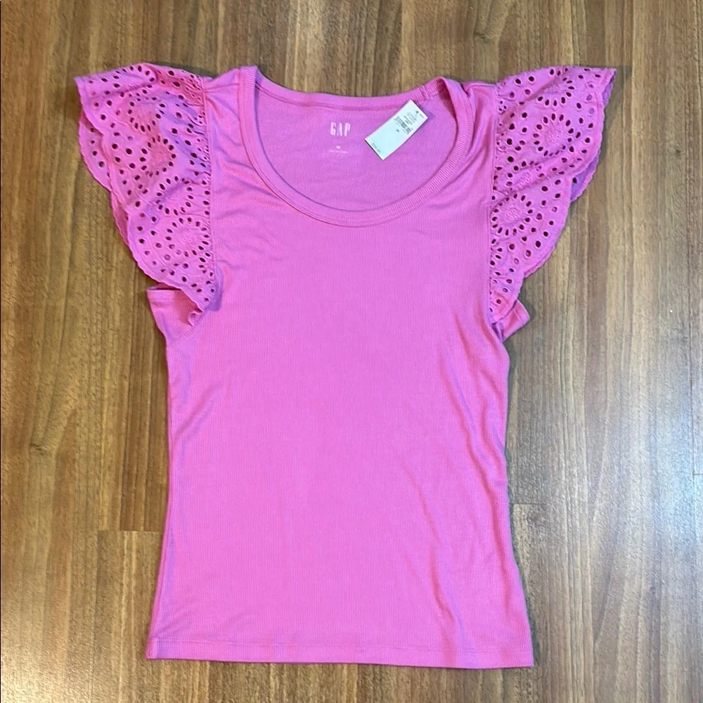 GAP Eyelet Sleeve Rib T-Shirt NWT - Picture 1 of 7